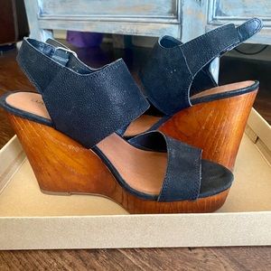 Lucky Brand Wedge Sandal